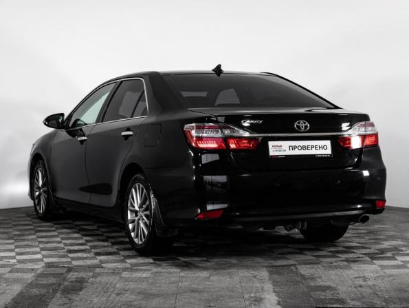 Toyota Camry VII (XV50) Рестайлинг 2 с пробегом 2017 года, цена 1 799 000 рублей, 301220 км, седан, Автокод Объявления