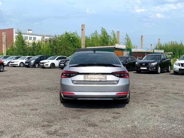 Skoda Superb III Рестайлинг с пробегом 2020 года, цена 2 566 500 рублей, 65370 км, лифтбек, Автокод Объявления