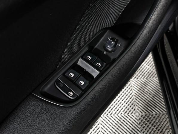 Audi A3 III (8V) с пробегом 2014 года, цена 1 149 000 рублей, 171458 км, хэтчбек, Автокод Объявления