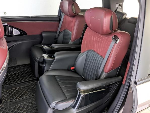GAC M8 с пробегом 2024 года, цена 4 195 000 рублей, 60681 км, минивэн, Автокод Объявления
