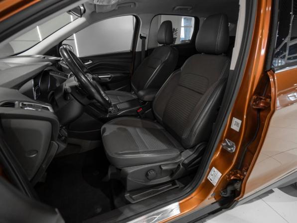 Ford Kuga II Рестайлинг с пробегом 2018 года, цена 1 595 000 рублей, 128025 км, внедорожник, Автокод Объявления