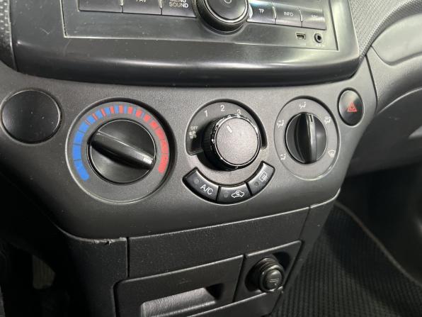 Chevrolet Aveo I Рестайлинг с пробегом 2009 года, цена 259 000 рублей, 343091 км, хэтчбек, Автокод Объявления