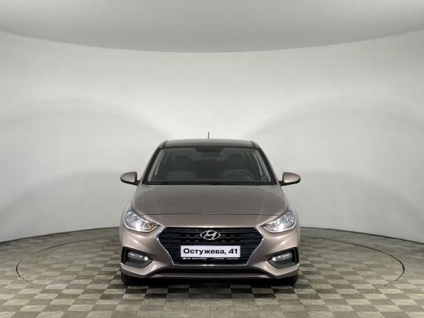 Hyundai Solaris II с пробегом 2018 года, цена 1 385 000 рублей, 131990 км, седан, Автокод Объявления