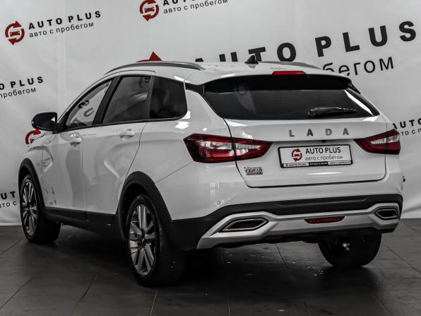 Lada (ВАЗ) Vesta I Рестайлинг (NG) с пробегом 2024 года, цена 1 499 000 рублей, 40811 км, универсал, Автокод Объявления