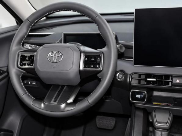 Toyota RAV4 VI (XA60) с пробегом 2026 года, цена 4 950 000 рублей, 25 км, внедорожник, Автокод Объявления
