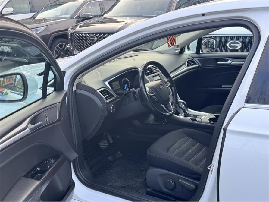 Ford Mondeo V Москва  - изображение 8