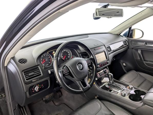 Volkswagen Touareg II с пробегом 2012 года, цена 2 115 000 рублей, 121950 км, внедорожник, Автокод Объявления