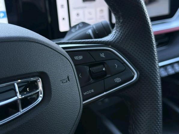 Geely Coolray I Рестайлинг с пробегом 2024 года, цена 2 097 000 рублей, 47862 км, внедорожник, Автокод Объявления