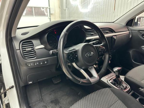 Kia Rio IV с пробегом 2019 года, цена 1 450 000 рублей, 136120 км, седан, Автокод Объявления
