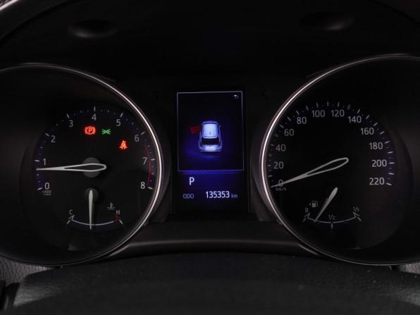 Toyota C-HR I Рестайлинг с пробегом 2019 года, цена 2 229 000 рублей, 135353 км, внедорожник, Автокод Объявления