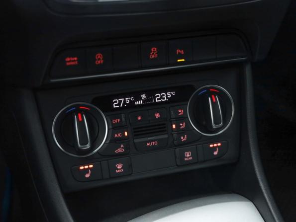 Audi Q3 I (8U) Рестайлинг с пробегом 2017 года, цена 2 369 000 рублей, 97218 км, внедорожник, Автокод Объявления