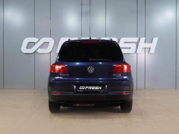 Volkswagen Tiguan I Рестайлинг с пробегом 2011 года, цена 1 309 000 рублей, 213378 км, внедорожник, Автокод Объявления
