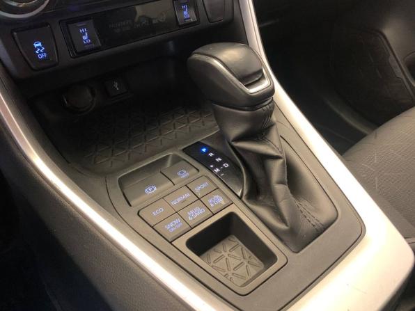 Toyota RAV4 V (XA50) с пробегом 2021 года, цена 3 310 000 рублей, 92427 км, внедорожник, Автокод Объявления