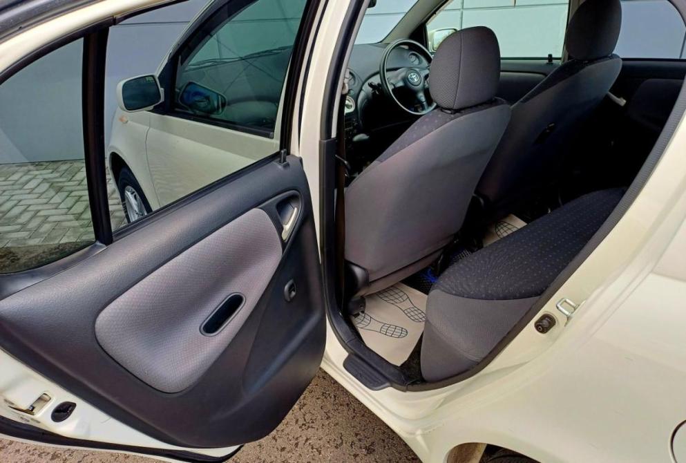 Toyota Vitz I (P10) Абакан  - изображение 14
