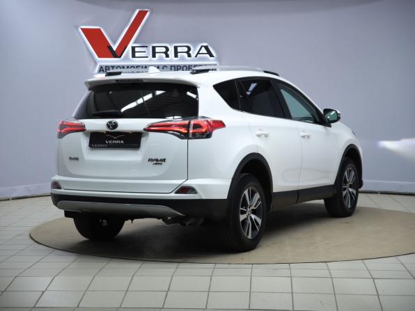 Toyota RAV4 IV (XA40) Рестайлинг с пробегом 2016 года, цена 2 330 000 рублей, 106969 км, внедорожник, Автокод Объявления