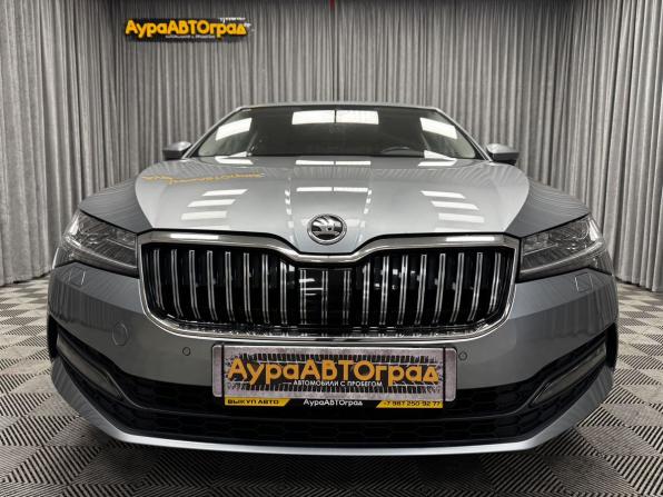 Skoda Superb III Рестайлинг с пробегом 2019 года, цена 2 700 000 рублей, 108063 км, лифтбек, Автокод Объявления