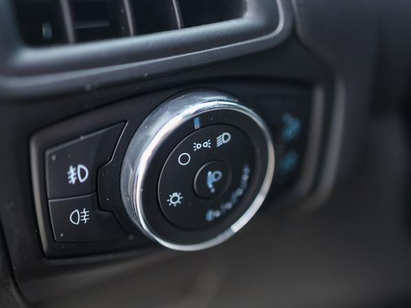 Ford Focus III с пробегом 2013 года, цена 979 000 рублей, 67304 км, хэтчбек, Автокод Объявления