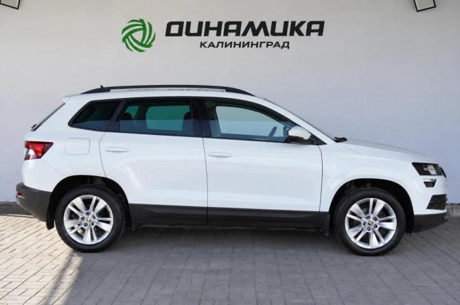 Skoda Karoq I с пробегом 2020 года, цена 1 990 000 рублей, 119025 км, внедорожник, Автокод Объявления