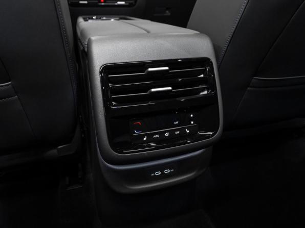Volkswagen Teramont II (China Market) с пробегом 2026 года, цена 6 150 000 рублей, 18 км, внедорожник, Автокод Объявления
