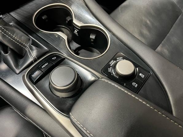 Lexus RX IV с пробегом 2018 года, цена 3 880 000 рублей, 126399 км, внедорожник, Автокод Объявления