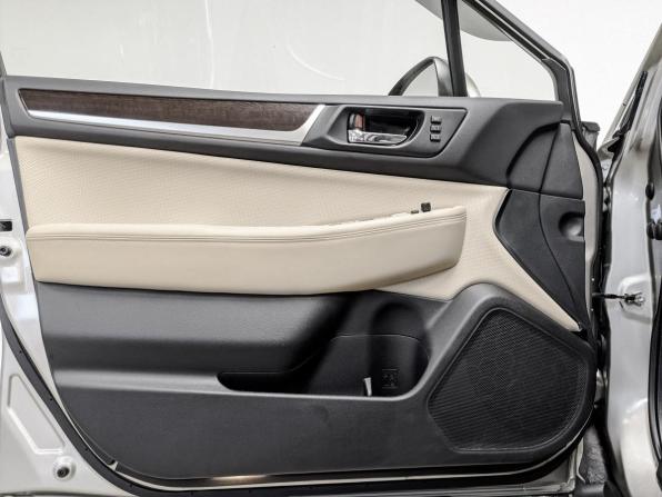 Subaru Outback V с пробегом 2017 года, цена 3 430 000 рублей, 23271 км, универсал, Автокод Объявления