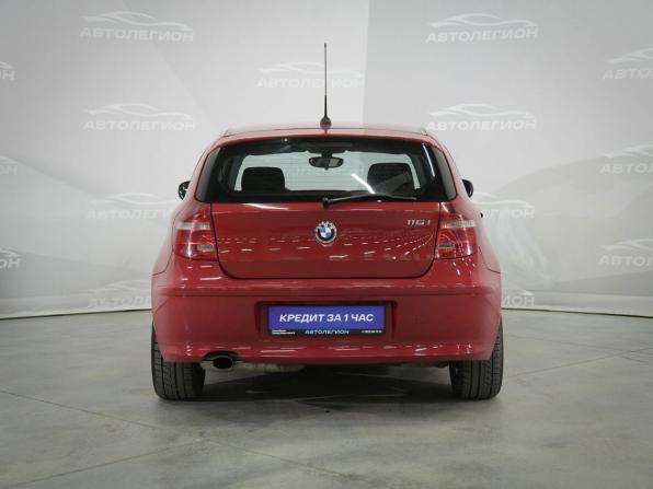 BMW 1 серии I (E81/E82/E87/E88) Рестайлинг с пробегом 2011 года, цена 780 000 рублей, 258000 км, хэтчбек, Автокод Объявления