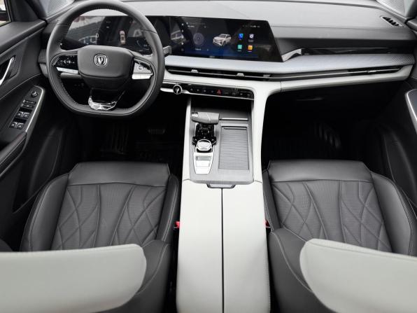 Changan CS75 Plus III с пробегом 2024 года, цена 2 695 000 рублей, 4447 км, внедорожник, Автокод Объявления