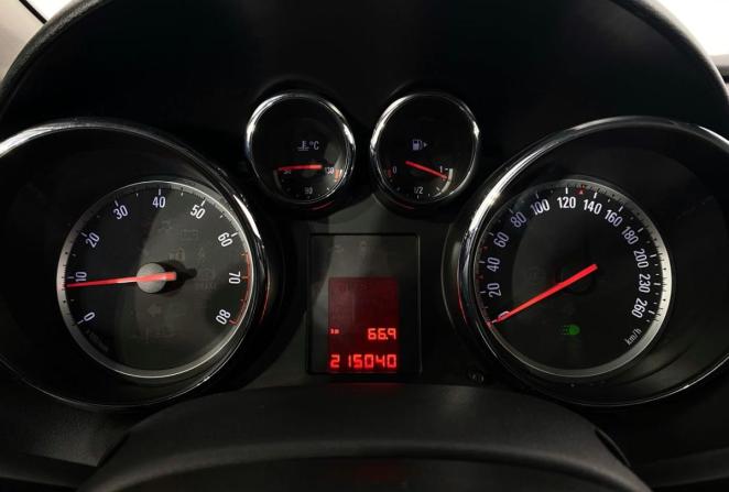 Opel Astra H Рестайлинг с пробегом 2010 года, цена 480 000 рублей, 215040 км, хэтчбек, Автокод Объявления