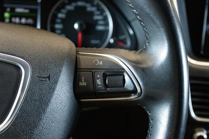 Audi Q5 I (8R) Рестайлинг с пробегом 2015 года, цена 2 089 000 рублей, 187759 км, внедорожник, Автокод Объявления