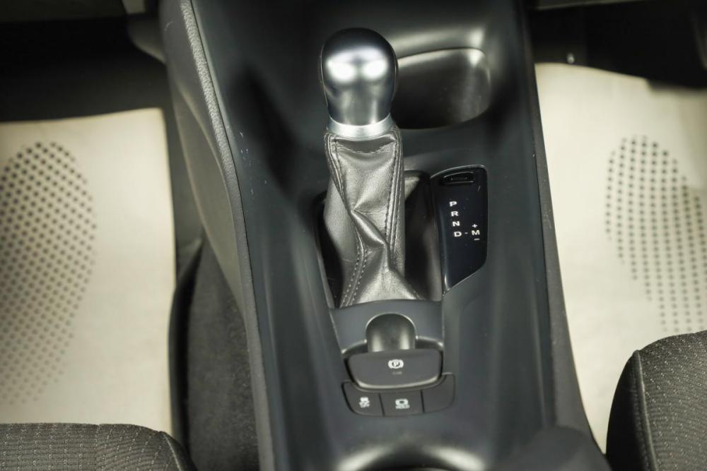 Toyota C-HR I Рестайлинг Новосибирск  - изображение 15