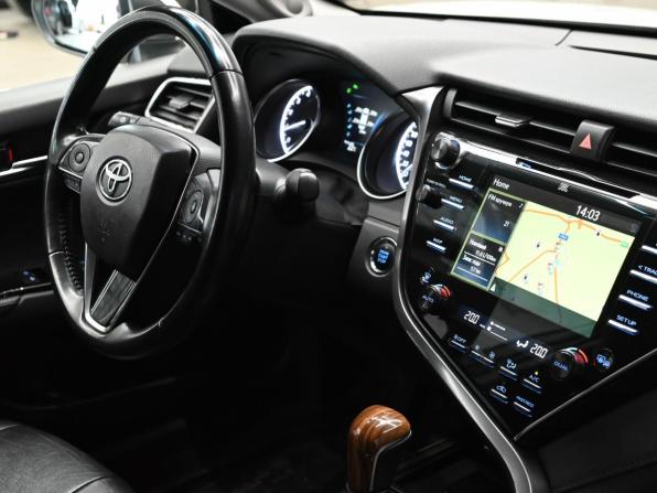 Toyota Camry VIII (XV70) с пробегом 2018 года, цена 2 990 000 рублей, 74920 км, седан, Автокод Объявления