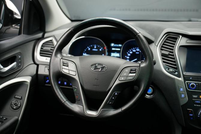 Hyundai Santa Fe III Рестайлинг с пробегом 2017 года, цена 2 790 000 рублей, 148212 км, внедорожник, Автокод Объявления