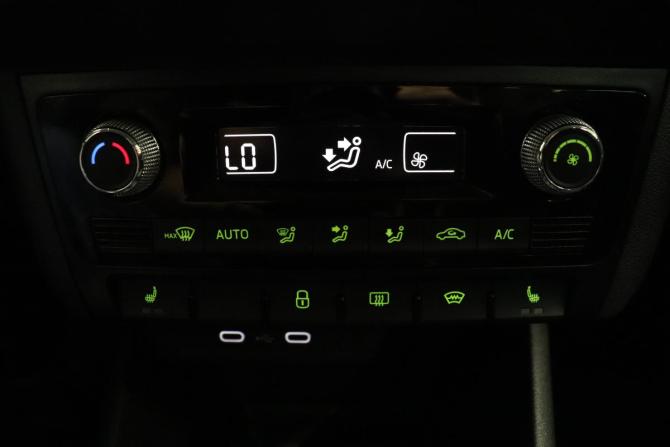 Skoda Rapid II с пробегом 2021 года, цена 1 387 000 рублей, 125472 км, лифтбек, Автокод Объявления