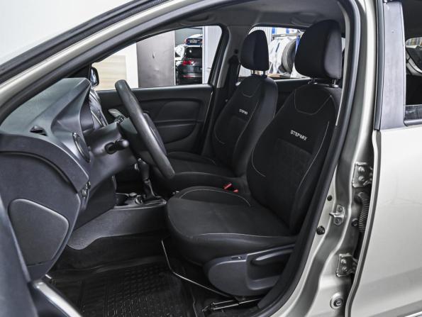 Renault Sandero II с пробегом 2016 года, цена 1 060 000 рублей, 118917 км, хэтчбек, Автокод Объявления