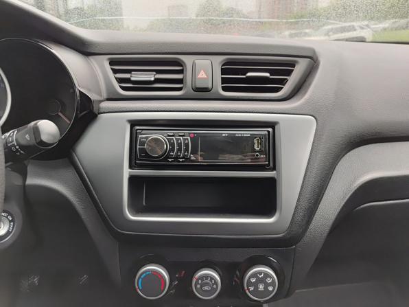 Kia Rio III Рестайлинг с пробегом 2015 года, цена 899 800 рублей, 126780 км, седан, Автокод Объявления