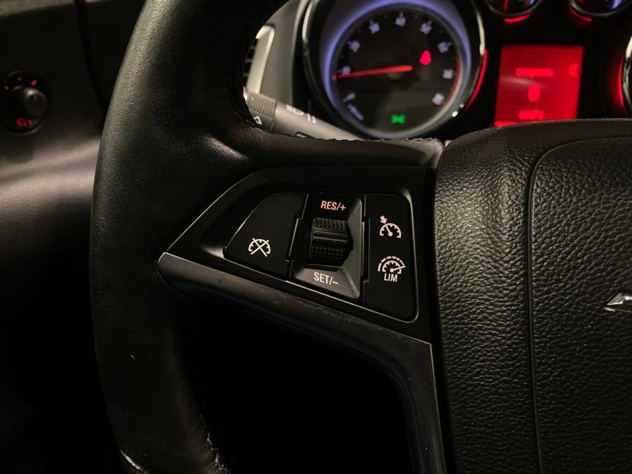 Opel Astra J Рестайлинг Челябинск  - изображение 16