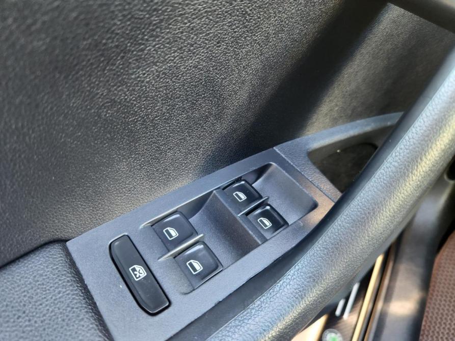 Skoda Octavia III (A7) Великий Новгород  - изображение 24