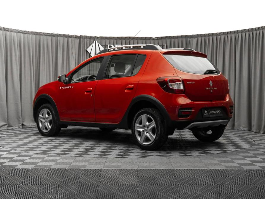 Renault Sandero II Москва  - изображение 4