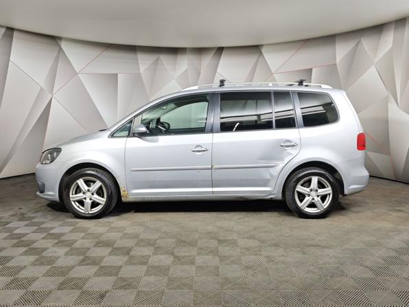 Volkswagen Touran I Рестайлинг 2 с пробегом 2011 года, цена 865 000 рублей, 372766 км, компактвэн, Автокод Объявления