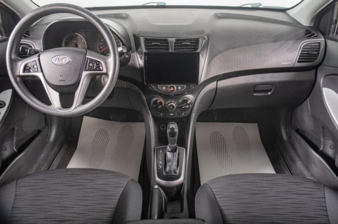 Hyundai Solaris I Рестайлинг с пробегом 2016 года, цена 1 349 000 рублей, 225000 км, седан, Автокод Объявления