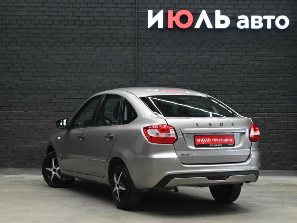 Lada (ВАЗ) Granta I Рестайлинг с пробегом 2019 года, цена 640 000 рублей, 123639 км, хэтчбек, Автокод Объявления