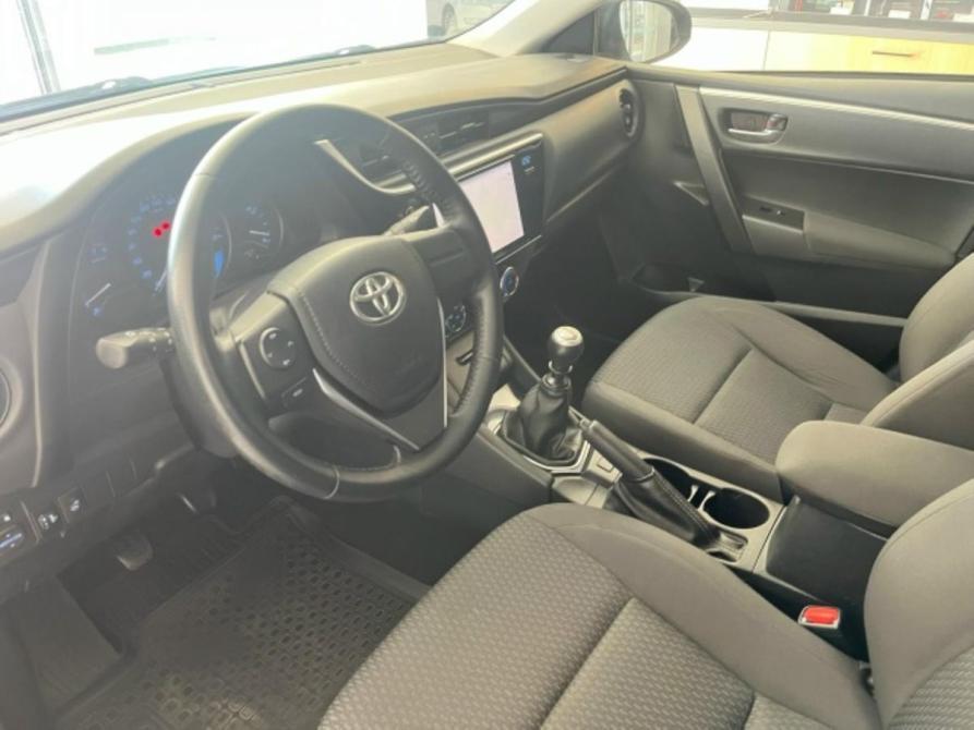 Toyota Corolla XI (E160 E170 E180) Рестайлинг 1 Ярославль  - изображение 8