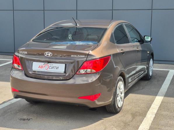Hyundai Solaris I Рестайлинг с пробегом 2015 года, цена 799 900 рублей, 143000 км, седан, Автокод Объявления