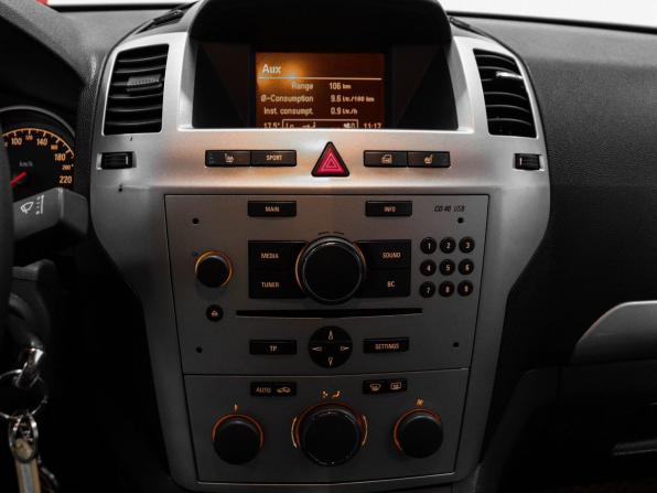 Opel Zafira B Рестайлинг с пробегом 2013 года, цена 949 000 рублей, 158365 км, компактвэн, Автокод Объявления