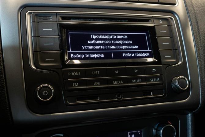 Volkswagen Polo V Рестайлинг с пробегом 2016 года, цена 1 329 000 рублей, 83362 км, седан, Автокод Объявления