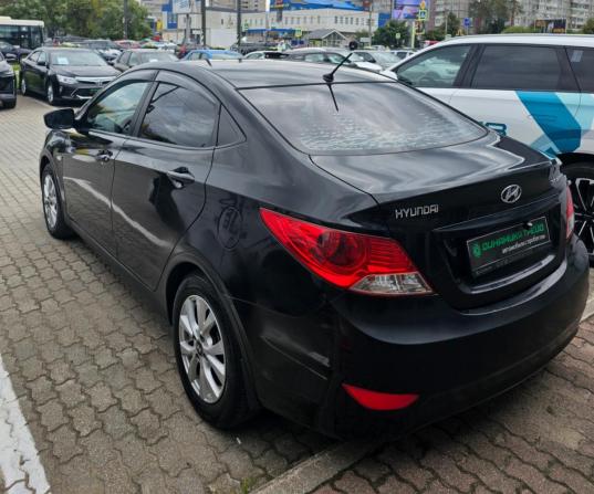 Hyundai Solaris I с пробегом 2013 года, цена 655 000 рублей, 183664 км, седан, Автокод Объявления