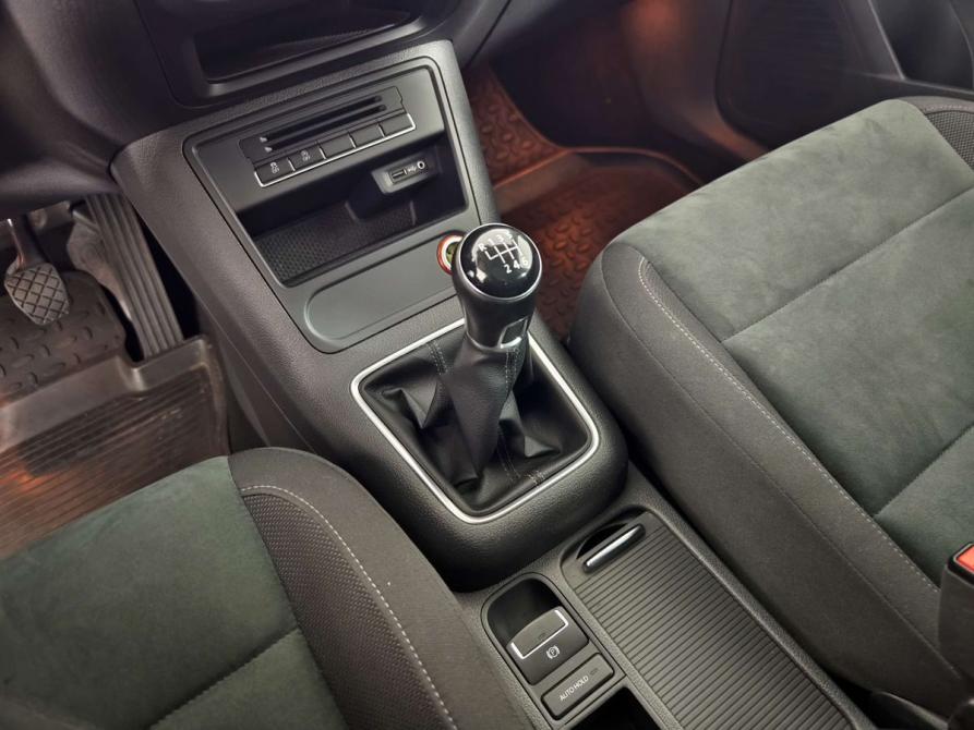 Volkswagen Tiguan I Рестайлинг Санкт-Петербург  - изображение 15