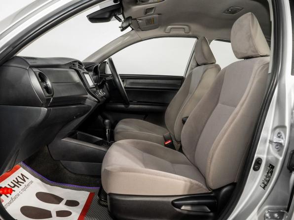 Toyota Corolla XI (E160 E170 E180) Рестайлинг 1 с пробегом 2017 года, цена 1 050 000 рублей, 143284 км, седан, Автокод Объявления