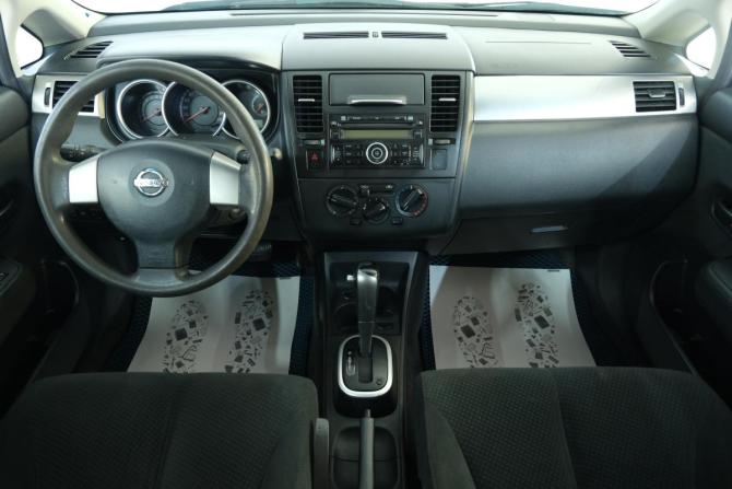 Nissan Tiida I с пробегом 2010 года, цена 889 000 рублей, 140000 км, хэтчбек, Автокод Объявления