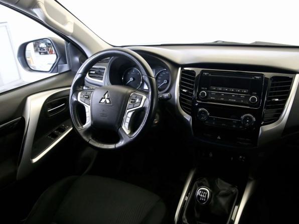 Mitsubishi Pajero Sport III с пробегом 2018 года, цена 2 750 000 рублей, 75000 км, внедорожник, Автокод Объявления